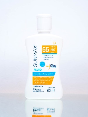 Óleo na cara: Protetor solar para pele oleosa/mista – SUNMAX FLUID – FPS 55
