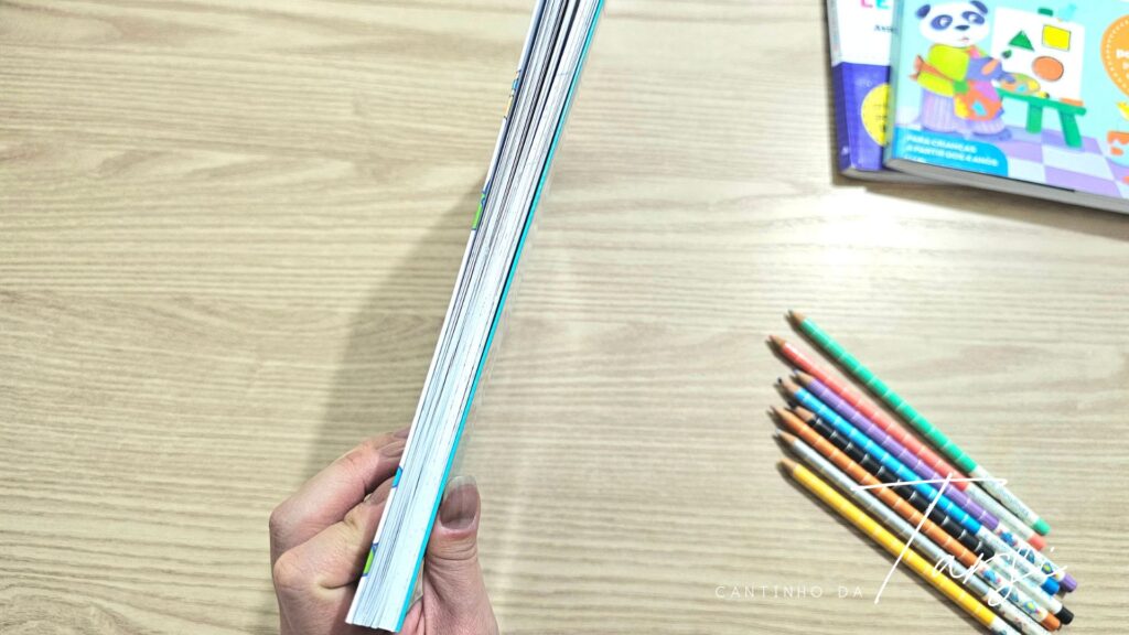 O Livro de Coisas Divertidas para Encontrar e Colorir do Manual do Mundo é educativo, inyuitivo e divertido. Tem uma ótima qualidade de material e de conteúdo. Indicado para crianças a partir de 3 anos, com 128 páginas.